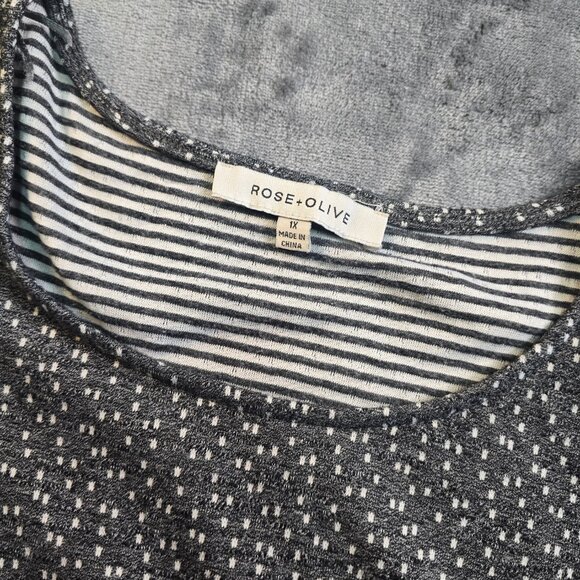 Rose + Olive Top Womens 1X Gray Polka Dot Mixed Print Casual Relaxed Fit Modern - Picture 4 of 10